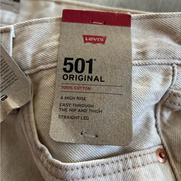 Levi's Cream Straight Leg Jeans - Picture 5 of 6